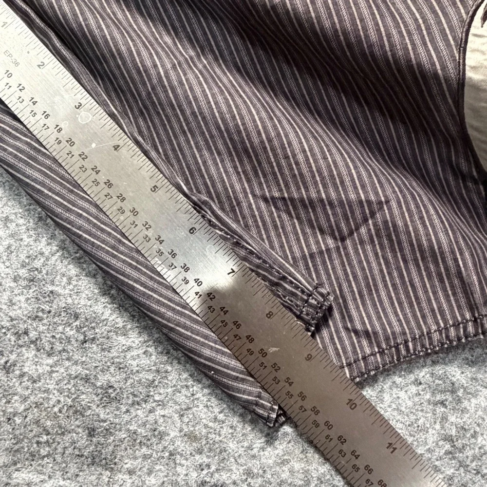 Vintage Y2K ONeill Mens 38 Pinstripe Board Shorts Black Grey Embroidered Logo